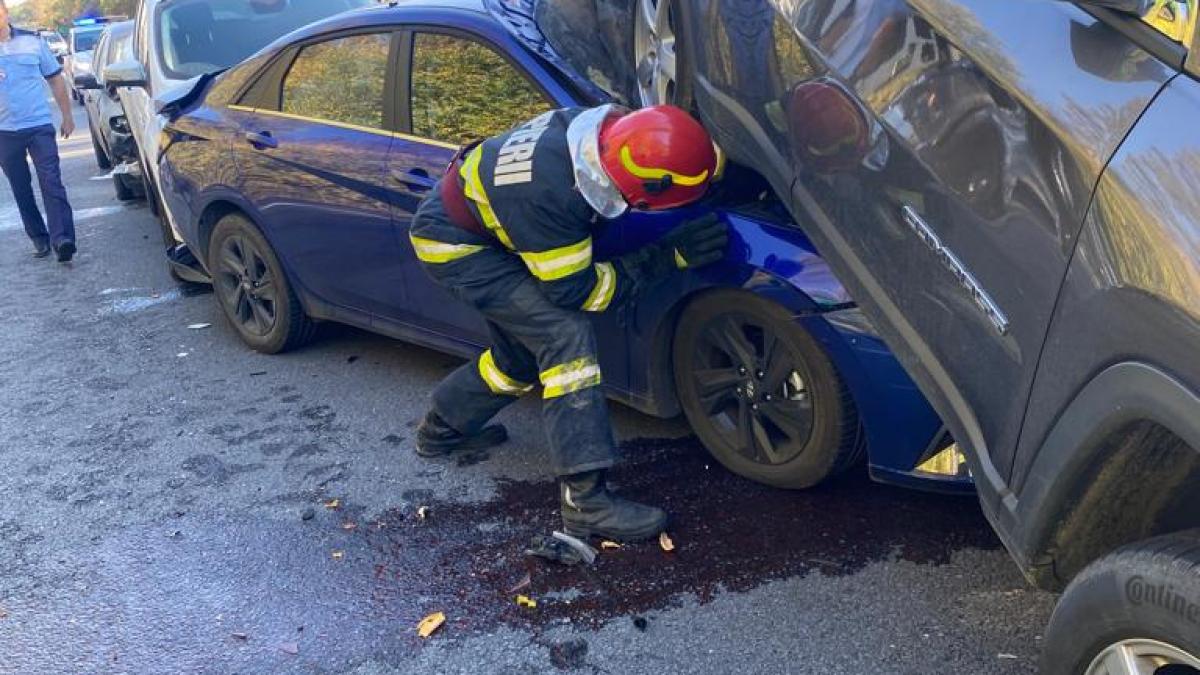 Carambol pe autostrada A1 București-Pitești. Cinci mașini au fost implicate într-un accident