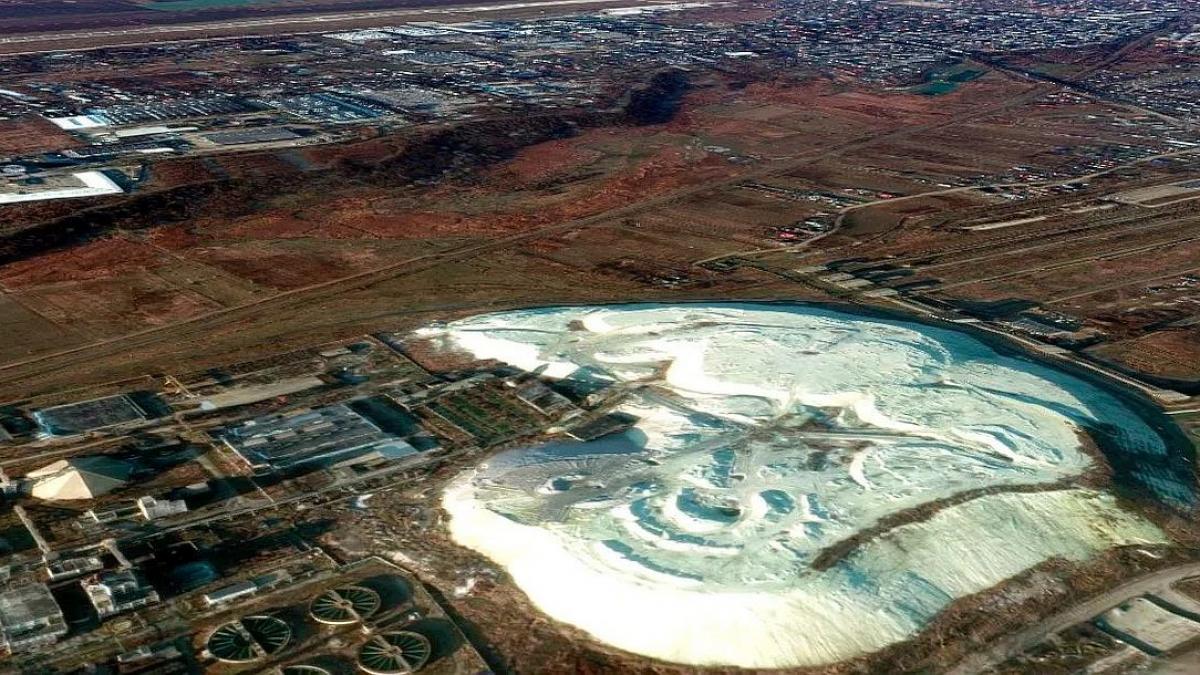 6 milioane de tone de deșeuri potențial radioactive așteaptă de 10 ani ecologizarea   