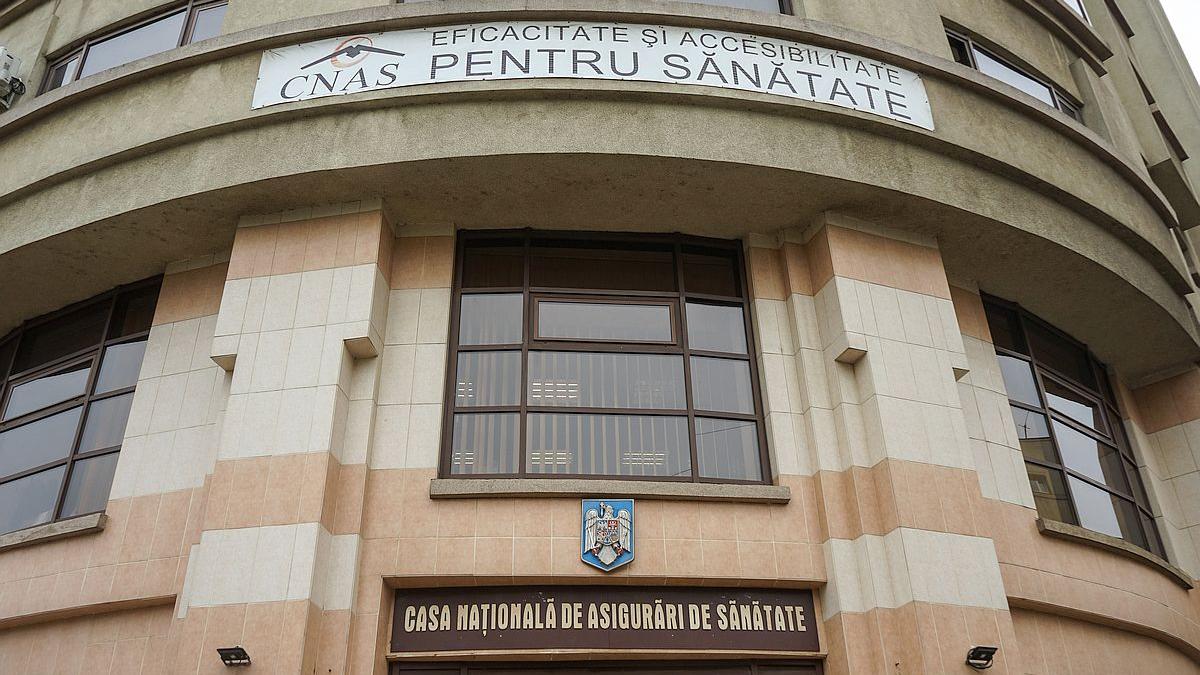 Cifre halucinante, prevăzute într-un raport al CNAS. 7,5 milioane de certificate de incapacitate de muncă, eliberate în primul an al pandemiei. 114.220 de ani de concedii medicale, înregistrați la plată numai în anul 2020