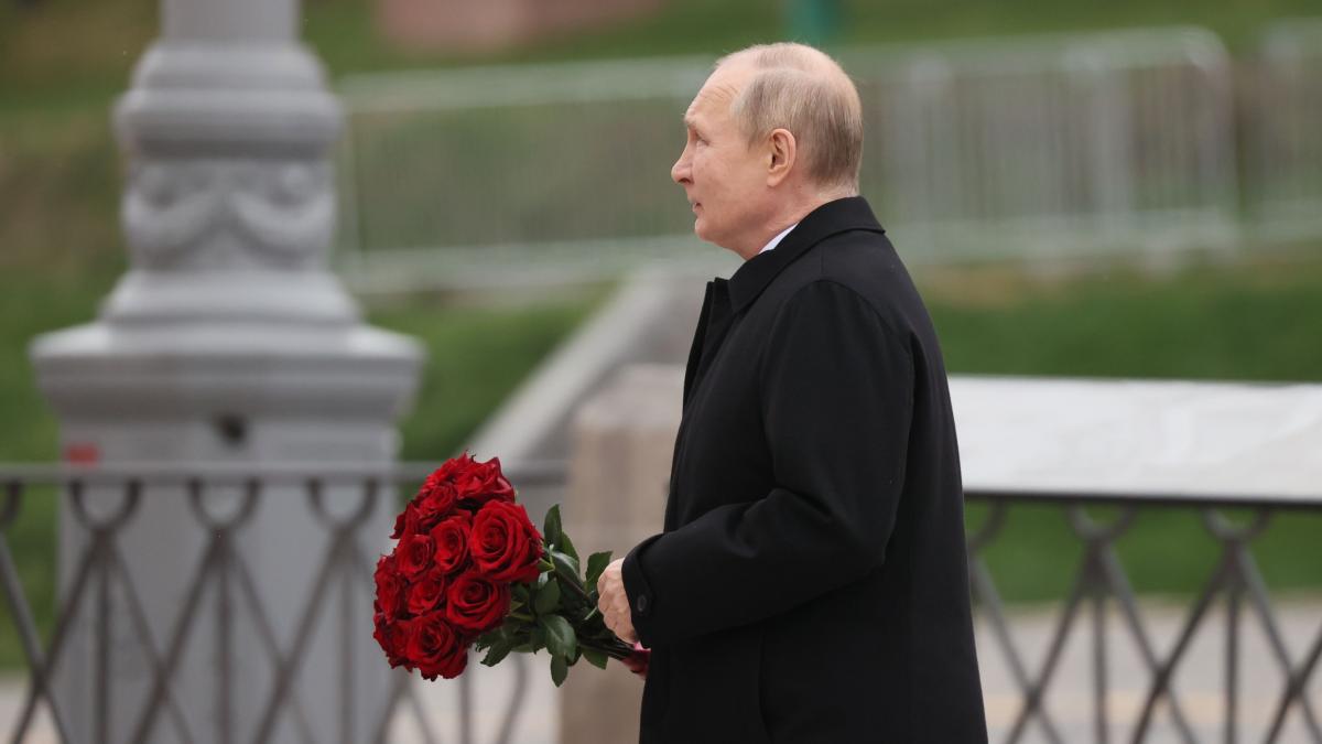Oficialul rus instalat în regiunea Herson, care a murit într-un accident, a fost omagiat de Putin