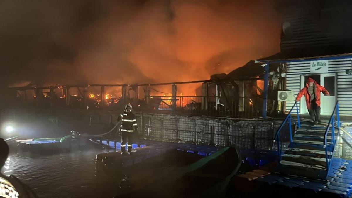 incendiu violent la o pensiune din delta dunarii