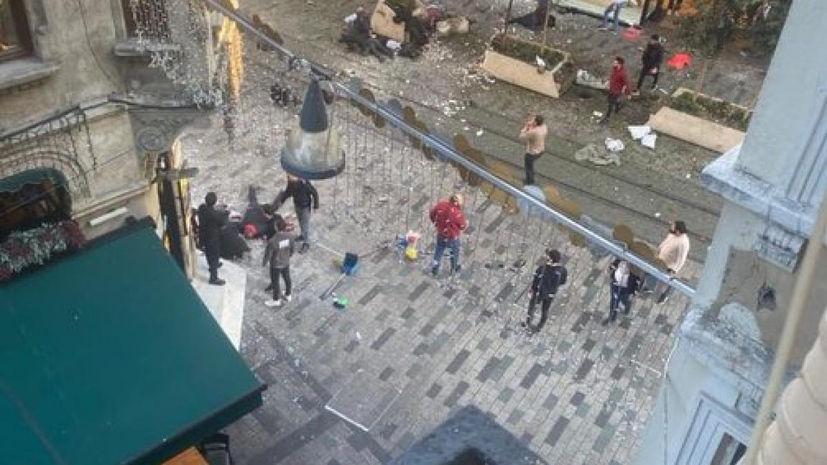 Explozie de PROPORȚII în Piața Taksim din Istanbul. Mai mulți morți și zeci de răniți! Posibil atac cu bombă. Iată imaginile