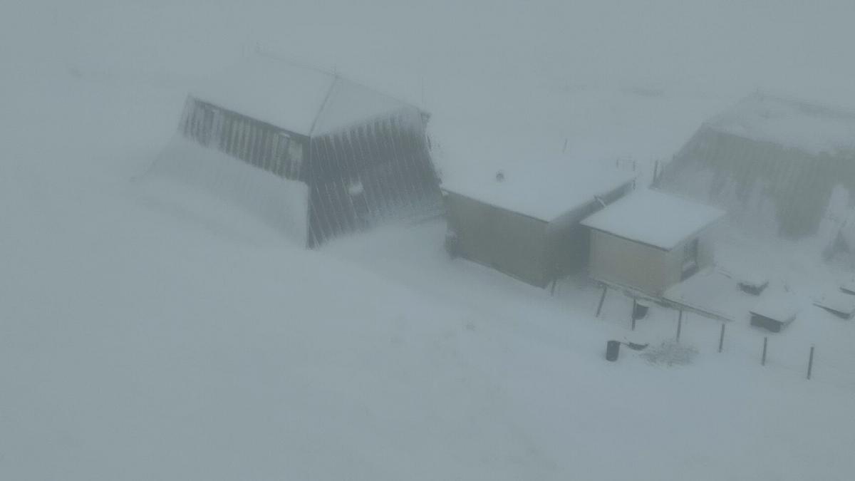 Un iranian grav rănit la cap este căutat de salvamontiști pe Platoul Bucegi