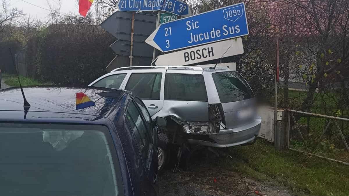 Accident cu 4 mașini pe DN1C E576, în localitatea Jucu