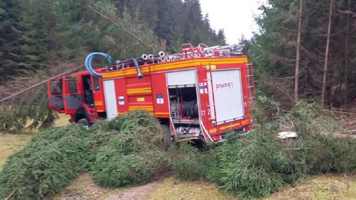 autospeciala isu harghita accident pompieri raniti