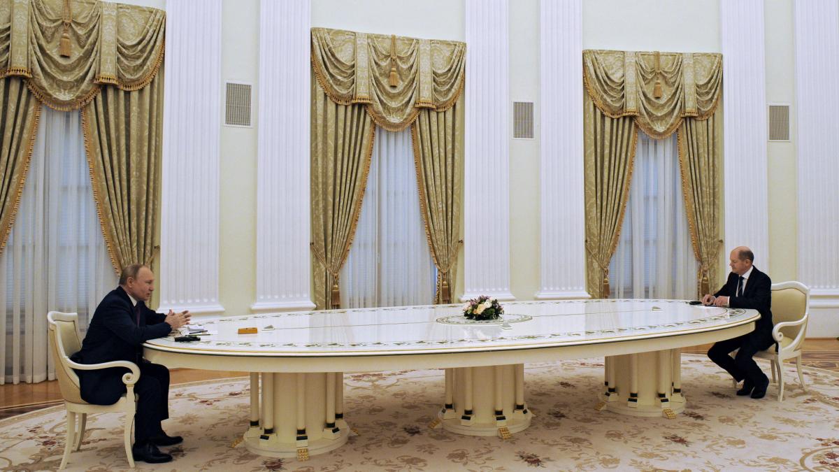 Convorbire ruso-germană. Ce au discutat Vladimir Putin și Olaf Scholz