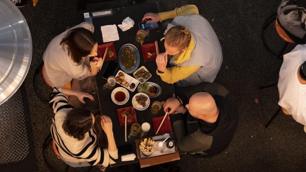 Obligația restaurantelor pentru detalierea ingredientelor în meniuri, amânată până în martie