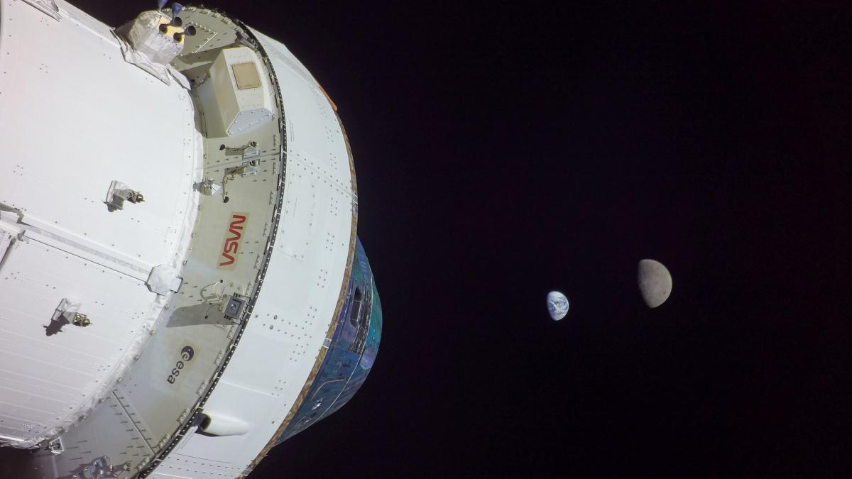 Moment istoric pentru omenire: Capsula Orion a NASA s-a întors pe Pământ după un zbor pe Lună