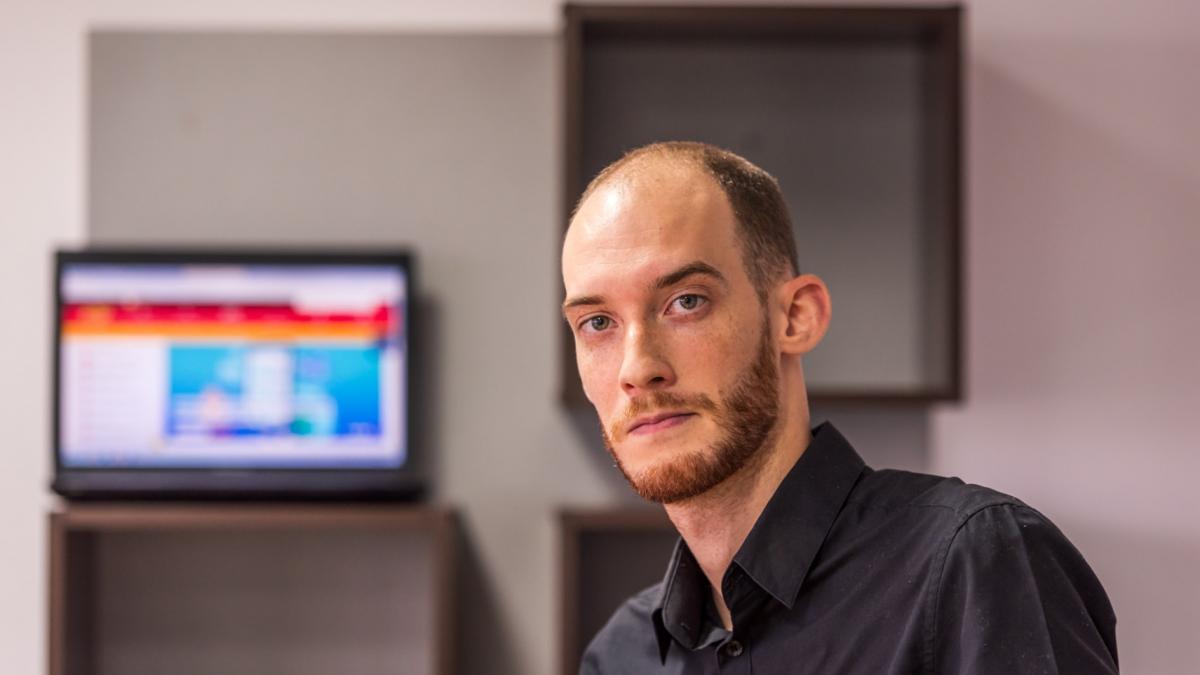 Juristul rocker de la Posta Română: Mereu mi-a plăcut să ascult muzică, uneori neglijând alte activități. Apoi, am vrut să schimb ceva 
