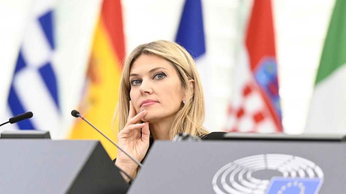 UPDATE Corupție în Parlamentul European. Unul dintre inculpați și-a recunoscut vinovăția. Eva Kaili anchetată și în Grecia