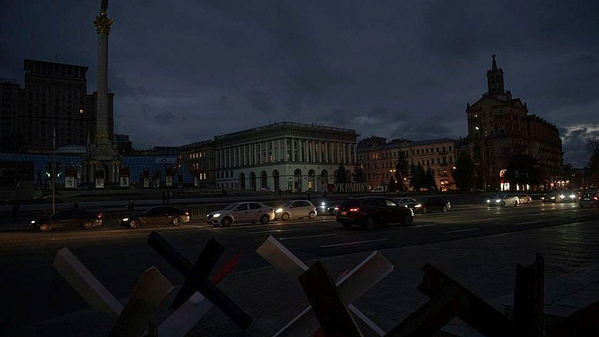 Iluminatul festiv din Capitală va fi stins pentru o oră în semn de solidaritate cu Ucraina