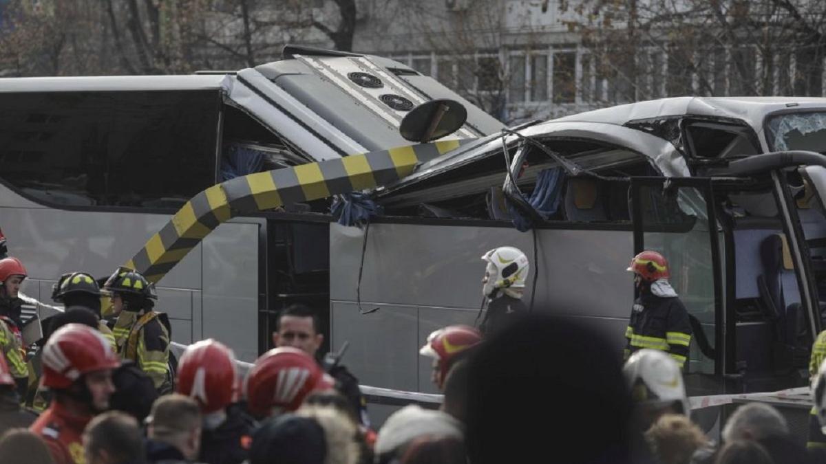 VIDEO Pasagerii greci, implicați în accidentul de la Pasajul Unirii, vor da în judecată autoritățile române