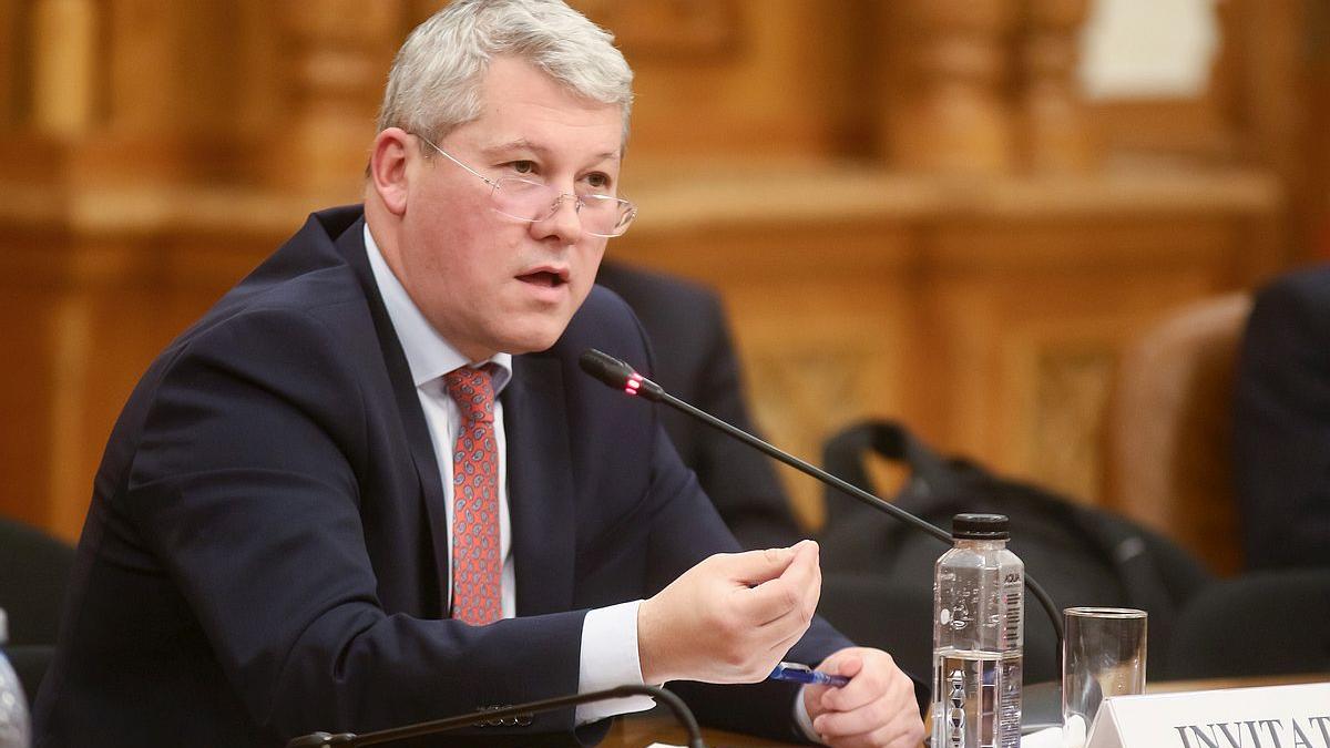 SRI înregistrează, procurorii ascultă