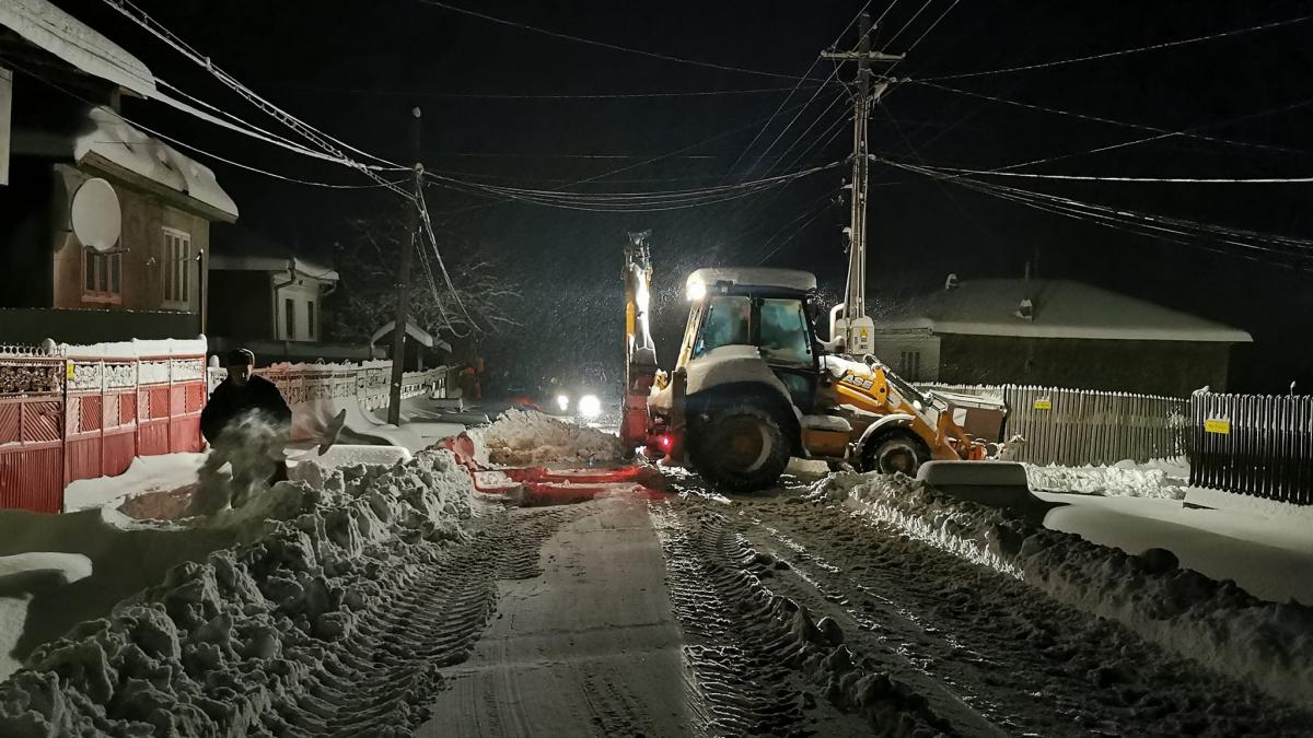 Restricții de tonaj pe mai multe drumuri naționale din cauza ninsorii