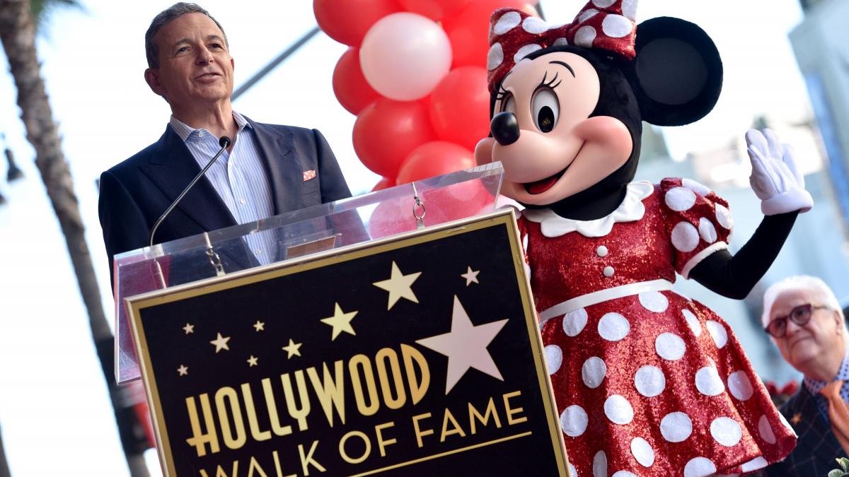 Disney concediază 7.000 de angajați