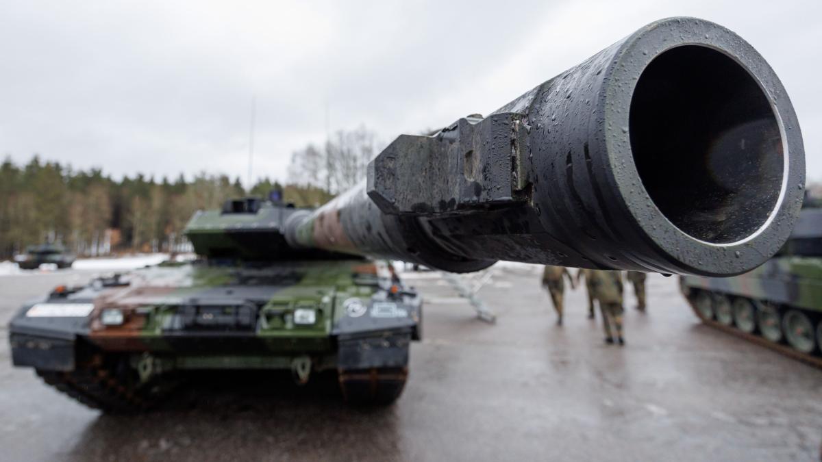 Soldat ucrainean: Tancurile Leopard sunt ca un Mercedes. Frica? Da, tuturor le este frică