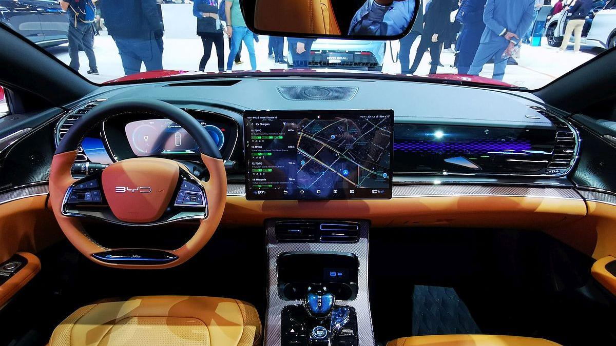 Mercedes-Benz va instala "supercomputere" pe mașini, dezvăluie un parteneriat cu Google