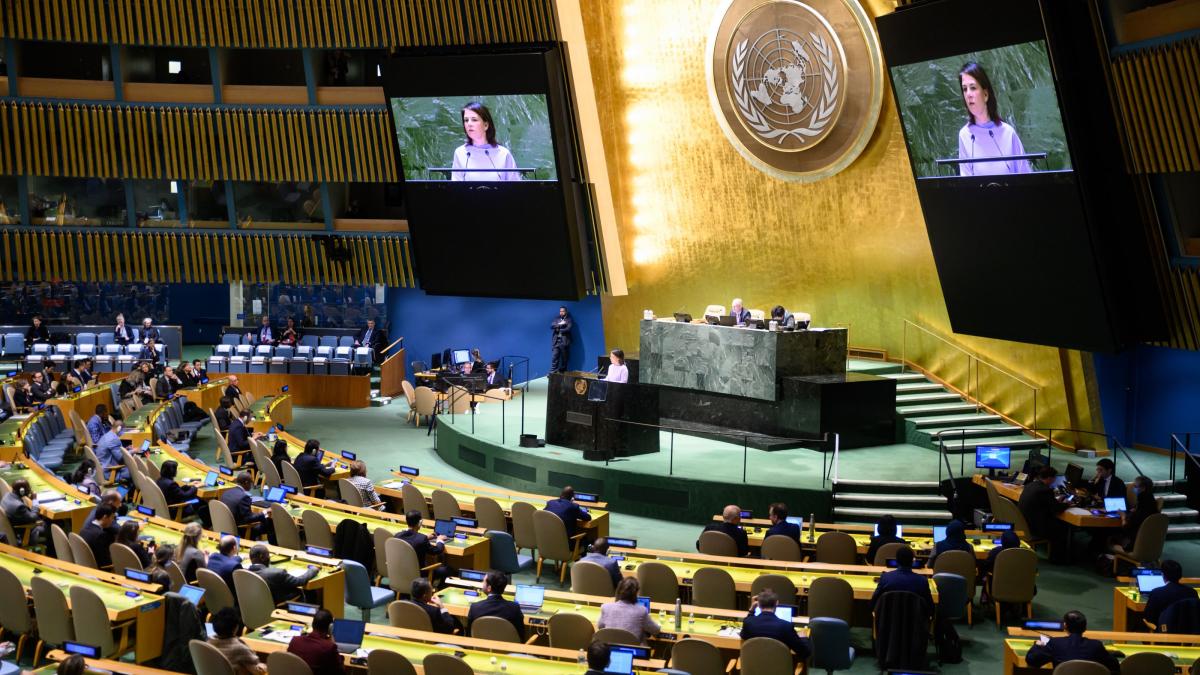 Adunarea Generală a ONU cere din nou retragerea trupelor ruse din Ucraina