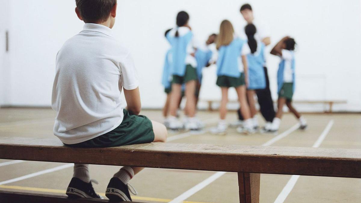 Elevii, duși la sport cu forța