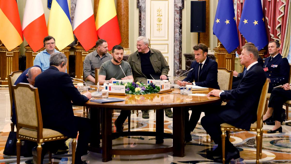 „Este cinic ce spun, dar economia României a câştigat de pe urma războiului“