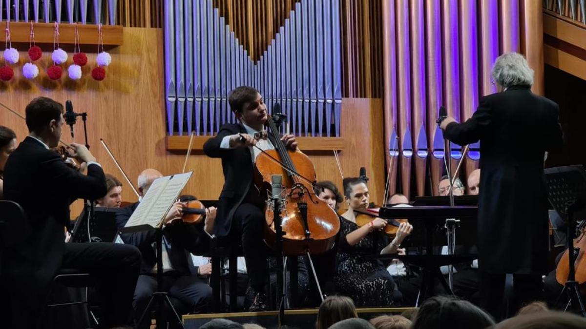 Succes extraordinar la Chişinău al Orchestrei Simfonice a Filarmonicii „George Enescu” din București