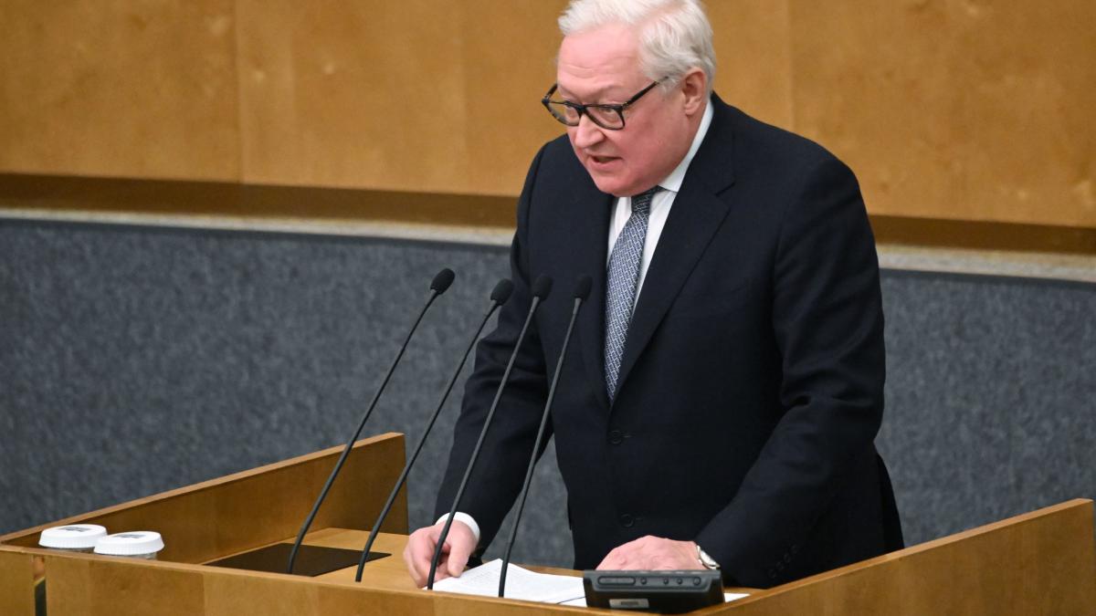 Cooperare ruso-americană. Moscova face precizări asupra suspendării participării la tratatul New Start