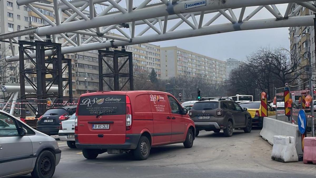 Noi schimbări în zona Pasajului Doamna Ghica. Autobuzele vor circula pe carosabil