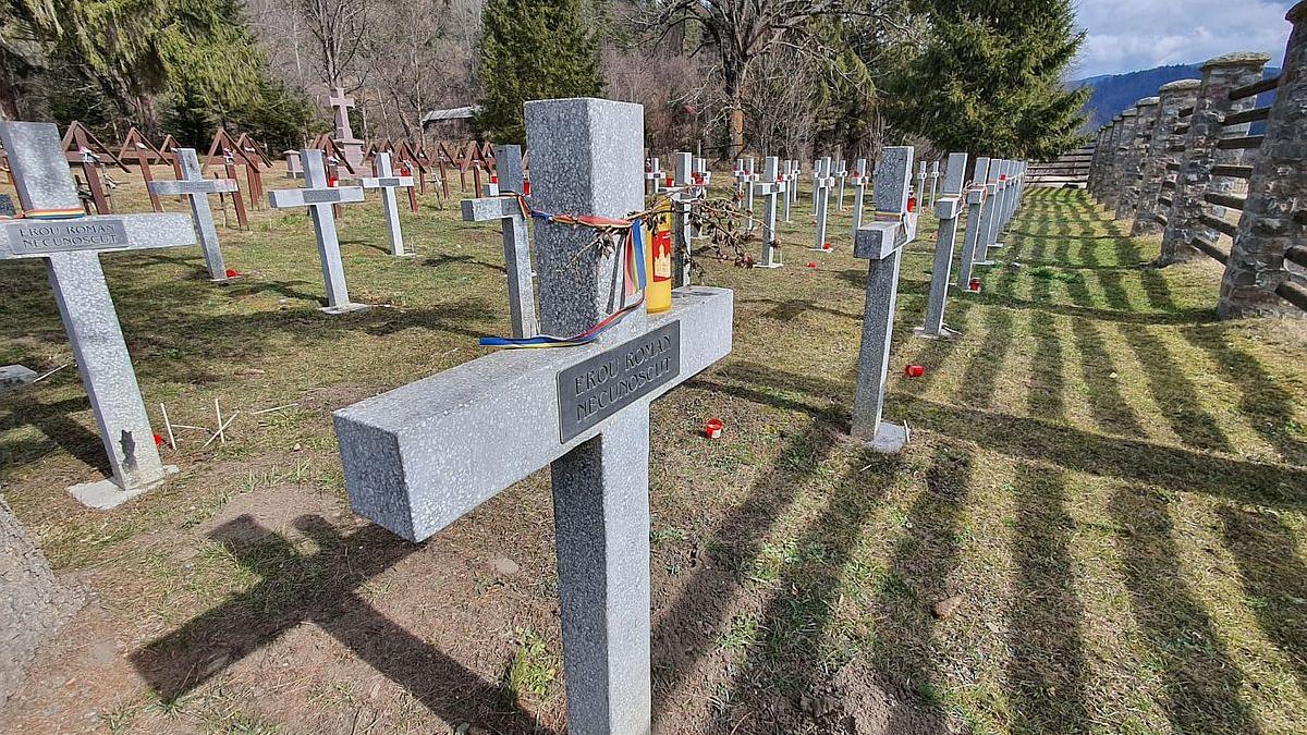 Valea Uzului: Eroii lui „Pe-aici nu se trece”, desființați de un primar UDMR. „Aici nu au fost români''