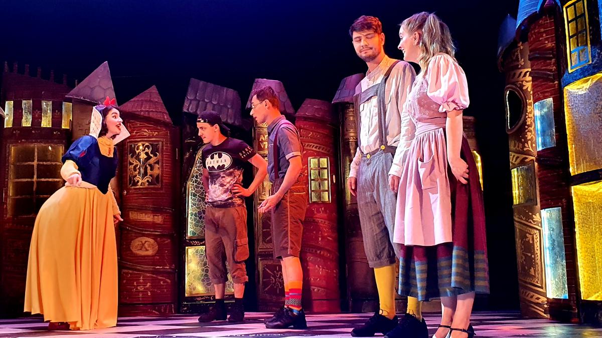 Trei spectacole pentru copii la Teatrul Stela Popescu în matineu, în luna martie