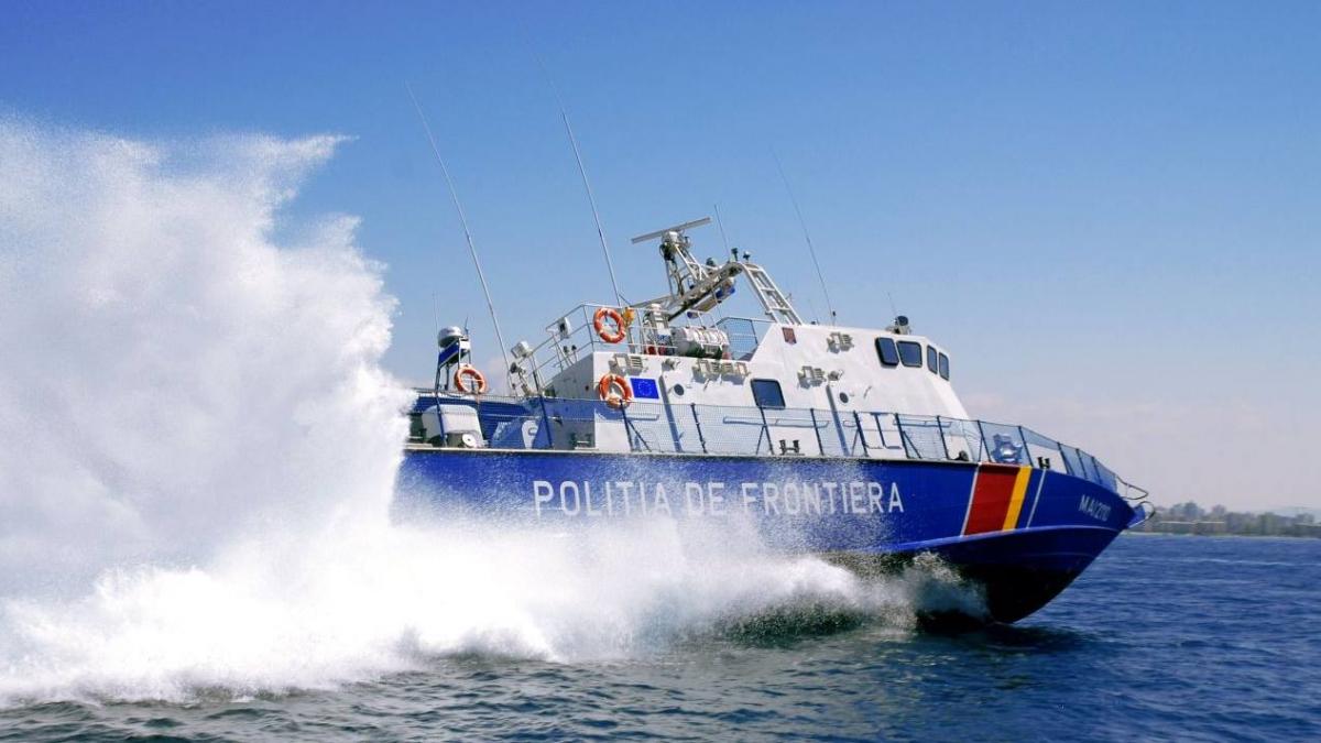 Trei pescadoare din Bulgaria, prinse la pescuit ilegal în zona economică exclusivă a României