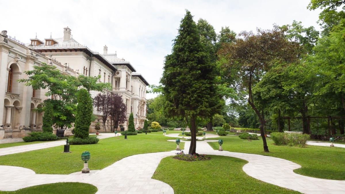 Palatul Cotroceni în beznă. Iluminatul, întrerupt sâmbătă pentru a marca „Ora Pământului”