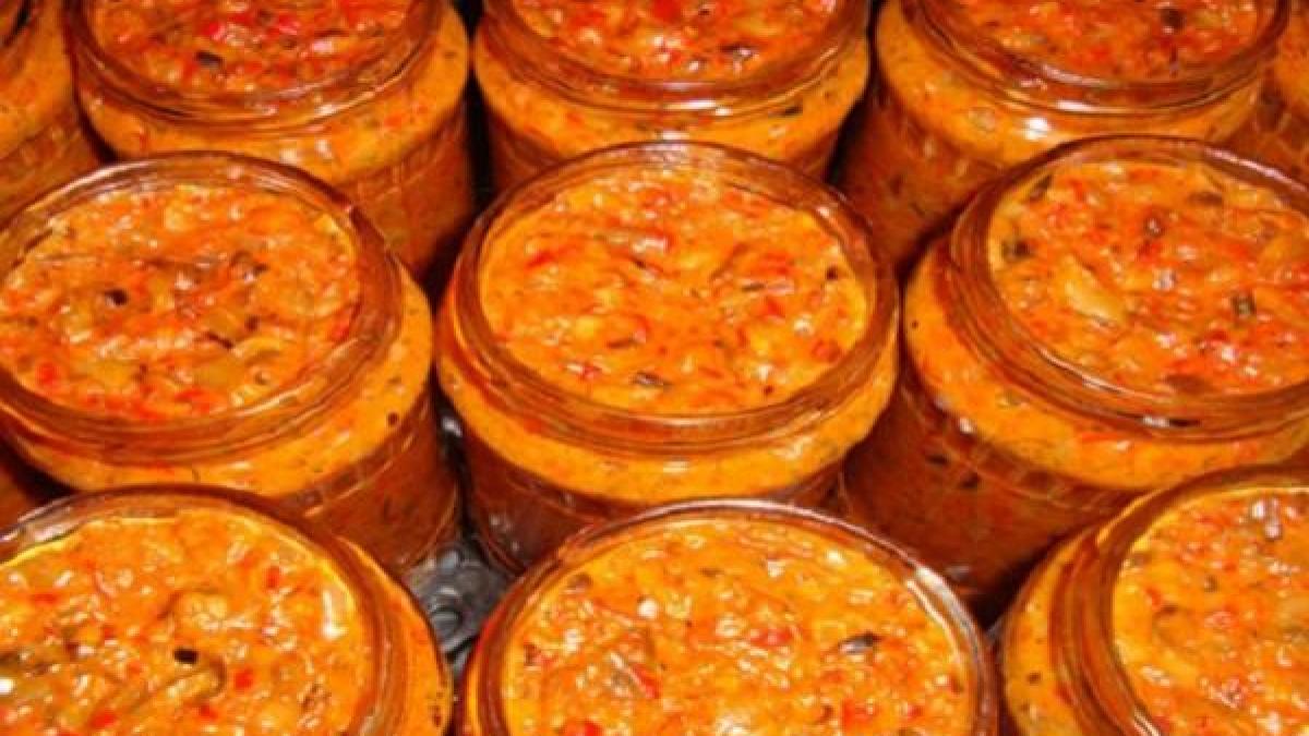 Povești delicioase: Caviar de legume, adică...zacuscă!