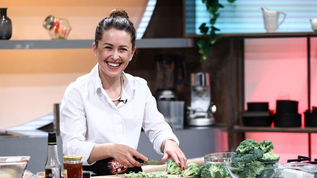 Nina Hariton, prima femeie care a luat cuțitul de aur la Chefi la cuțite. Show-ul a fost lider de audiență pe toate targeturile