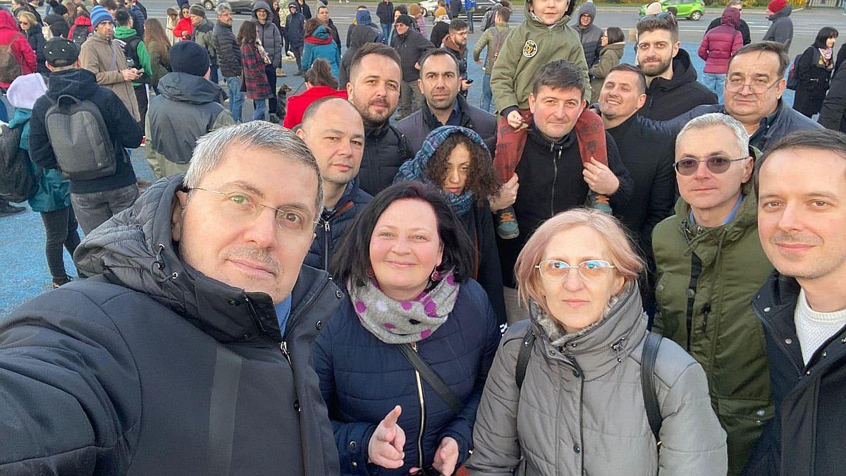 „Scandalul 250.000 de lei” - joc politic  în care USR centrează și dă cu capul