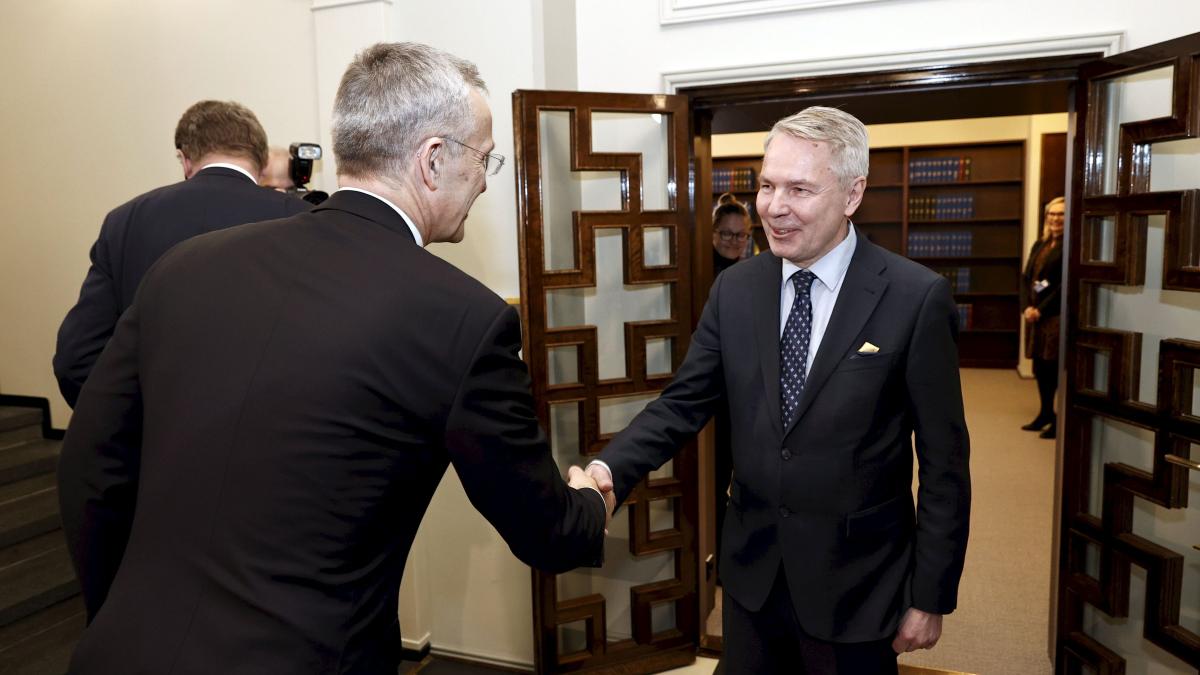 Jens Stoltenberg "Nu vor exista trupe NATO în Finlanda fără consimţământul Finlandei". Decizia guvernului de la Helsinki