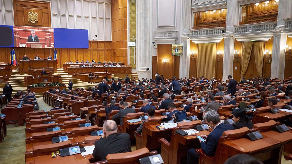 „Codul lui Predoiu”. Cele trei minute în care deputații și-au bătut joc de lege și democrație