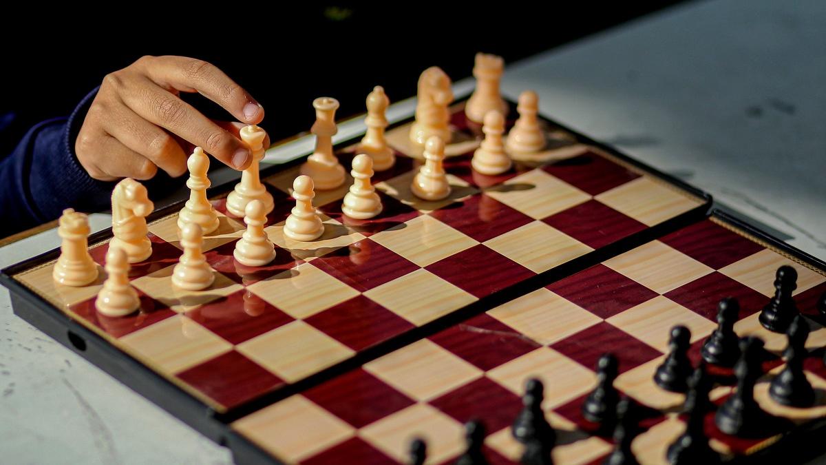 Zece din cei mai buni șahiști ai lumii vin la etapa din București a Grand Chess Tour