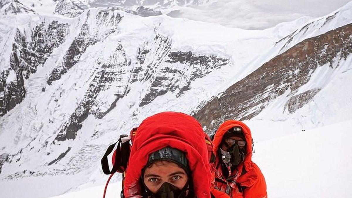 O româncă a reușit să urce la peste 8.000 de metri, pe Vf. Annapurna
