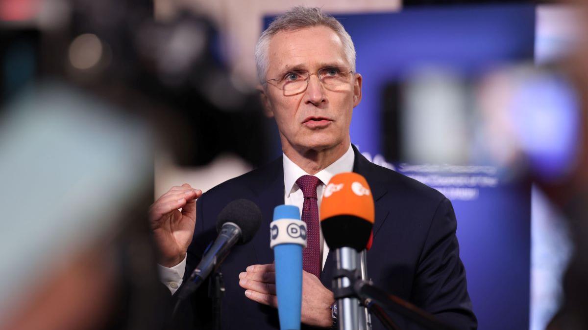 Vizită surpriză la Kiev a secretarului general NATO!