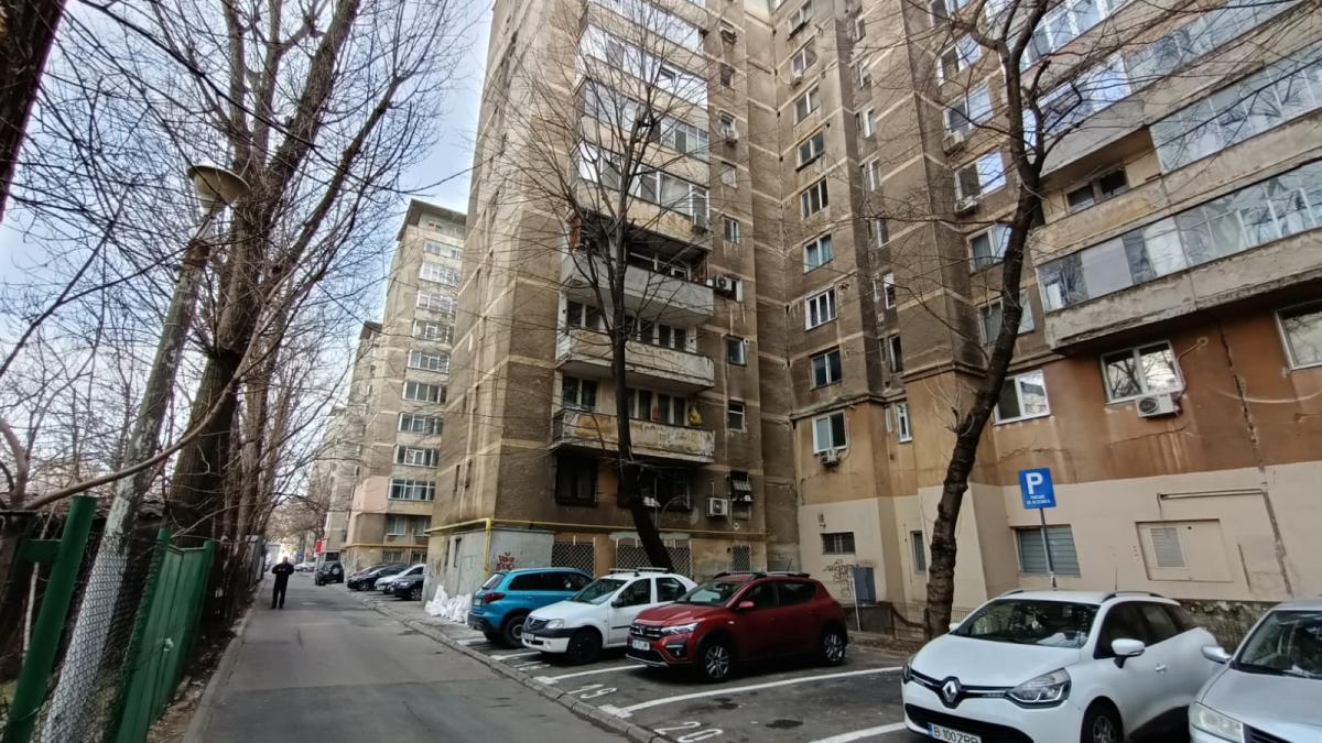 Vești bune pentru români. Ce se întâmplă cu închiderea balcoanelor și construirea garajelor 