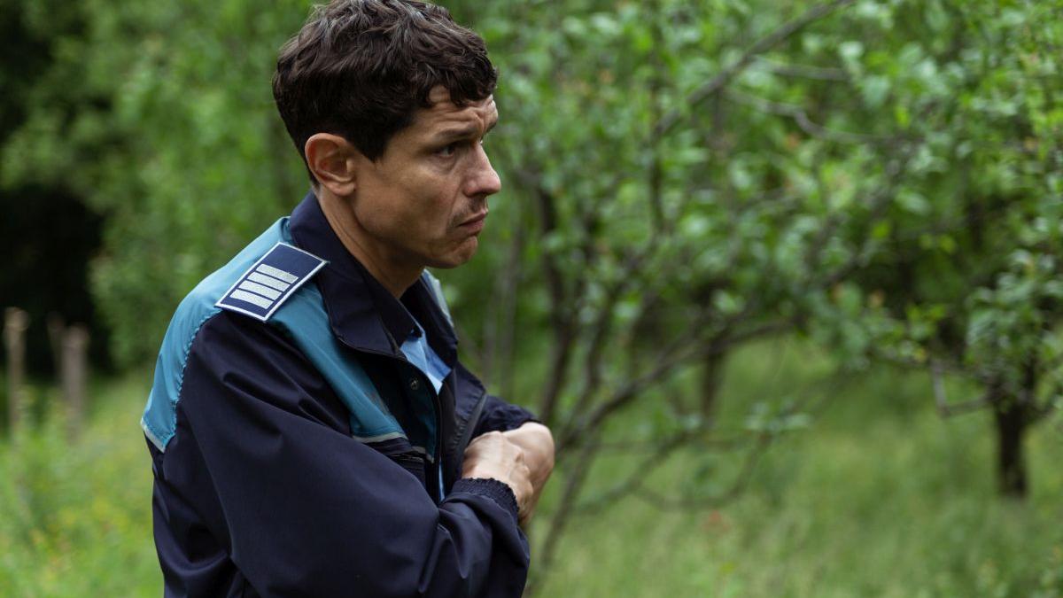 OAMENI DE TREABĂ, regizat de Paul Negoescu, este disponibil pe Netflix