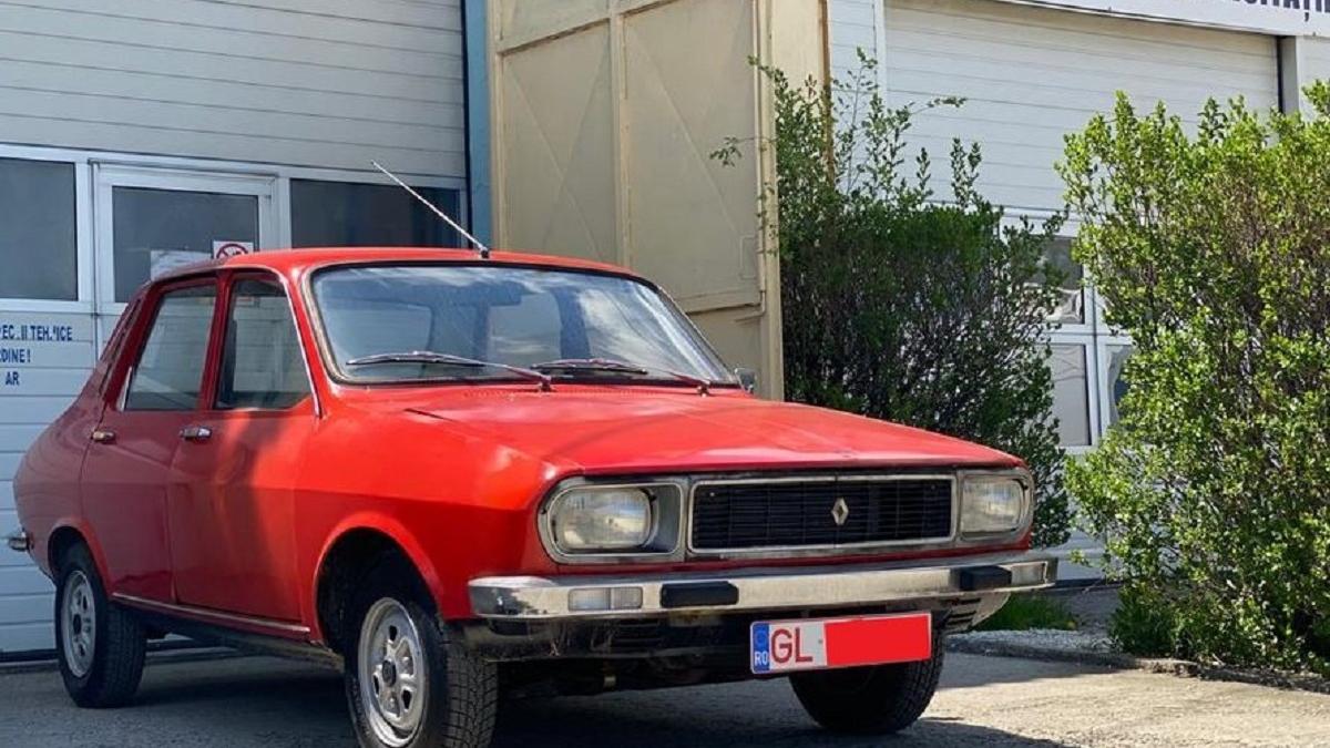 Dacia 1300 de colecție face furori la RAR