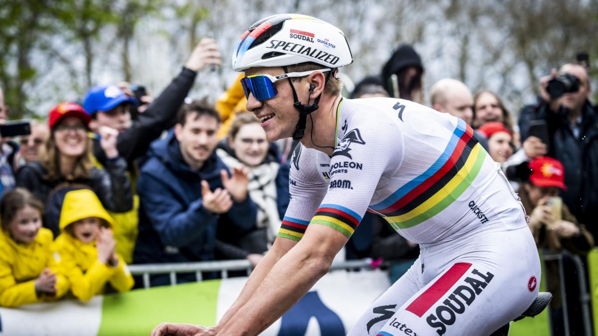 Remco vs Roglic în confruntarea din cadrul Turului Italiei