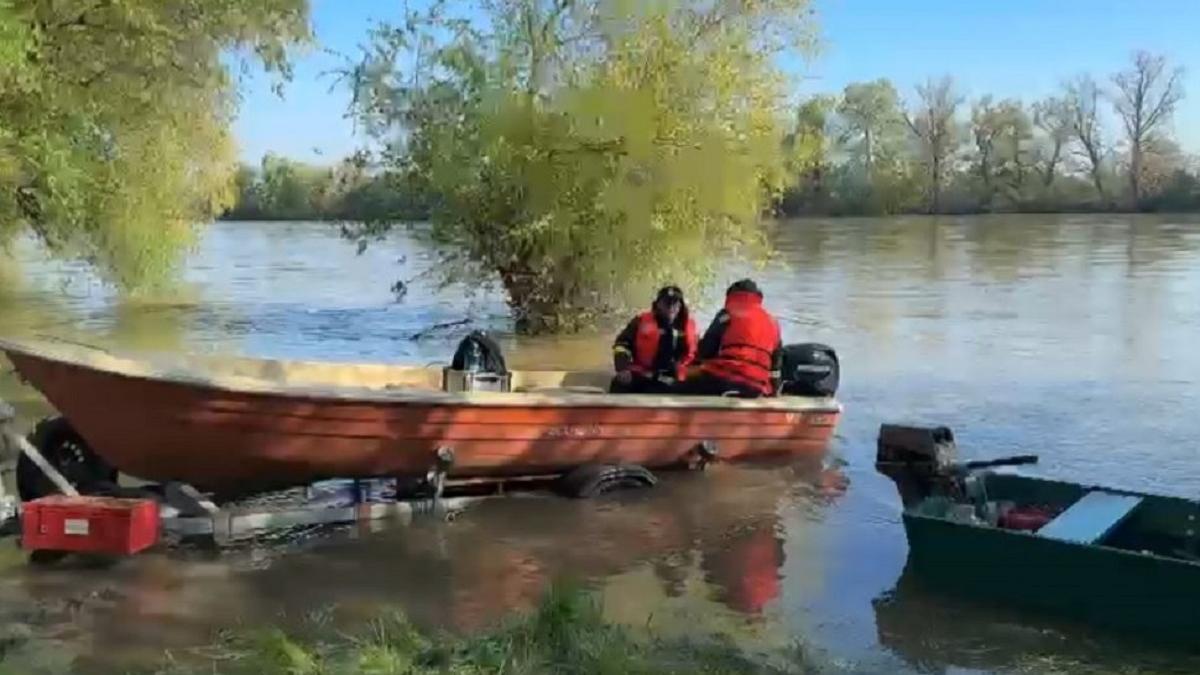 Voluntarii s-au alăturat căutării persoanelor dispărute în Periam Port