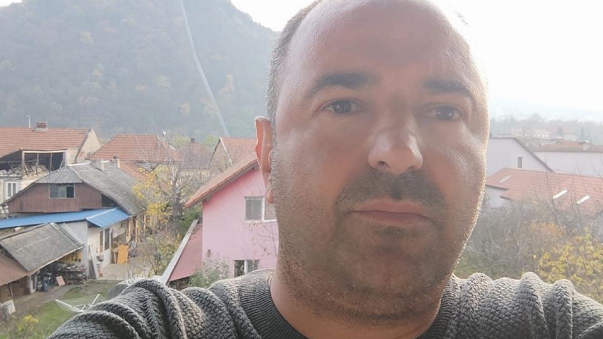 Ce mesaj a postat Silvestru, soțul Dianei Șoșoacă, pentru protestatarii AUR