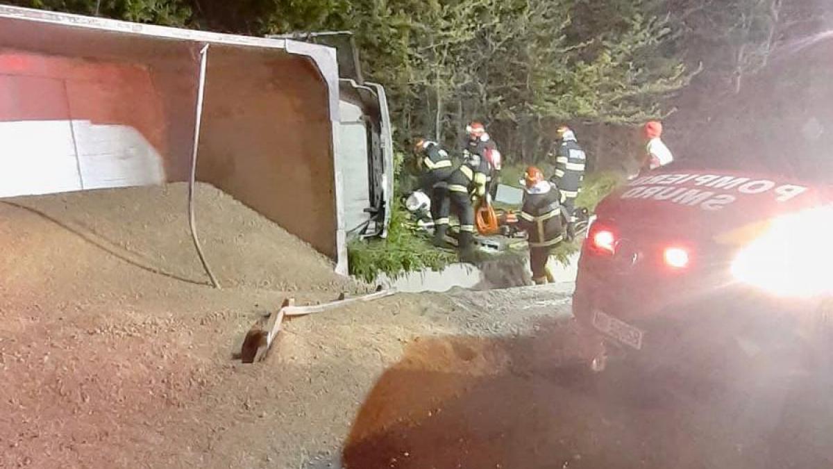 Accident grav în județul Constanța. Șoferul unui camion a murit