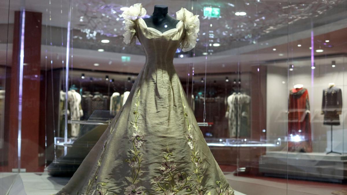 TNB participă la „Noaptea Muzeelor” cu expoziția „Regina Maria la Teatru”