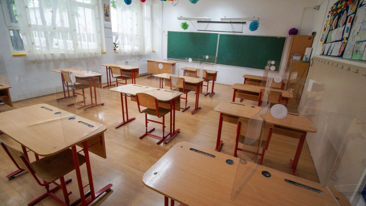 Haos în educație. Greva profesorilor ar putea provoca înghețarea anului școlar