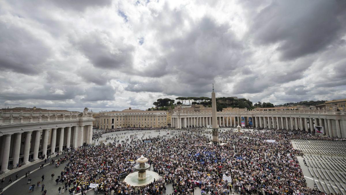 Focuri de armă la Vatican: A fost emisă o alertă și au fost închise toate intrările