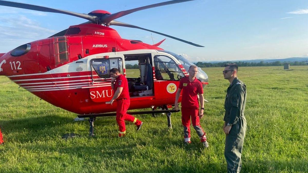 Tragedie în Hunedoara: Un bărbat a murit electrocutat în timp ce tăia iarba din curtea casei